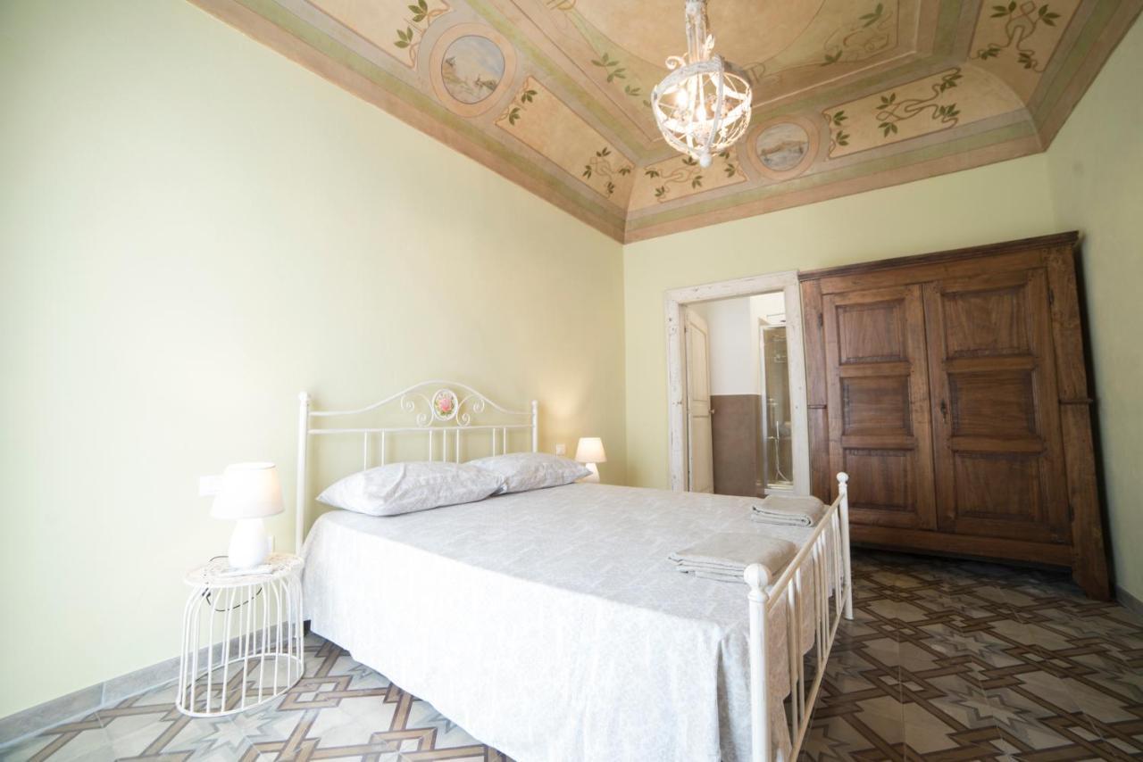 Aria Di Vico Aparthotel Vico Del Gargano Exterior photo