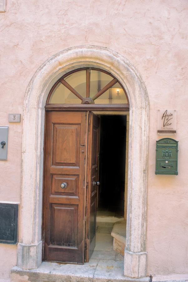 Aria Di Vico Aparthotel Vico Del Gargano Exterior photo